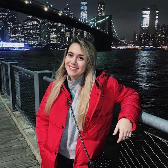 Meet your Posher, Abby - Picture 1 of 1